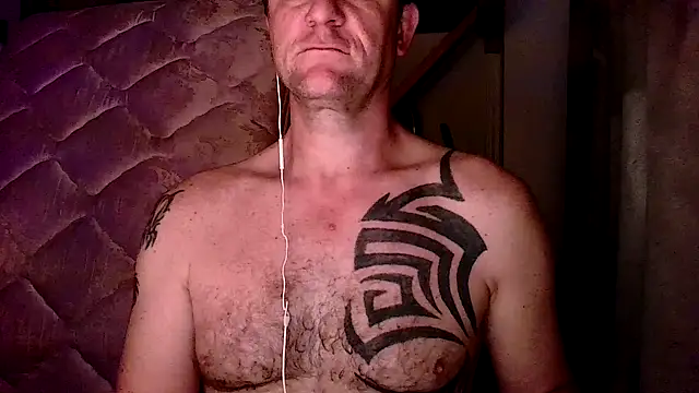 Snapshot of Yournaughty chatting on November 25, 6:13 am Yournaughty online show from November 25, 6:13 am