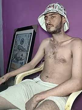bigcockwhite777 online show from April 26, 11:46 pm