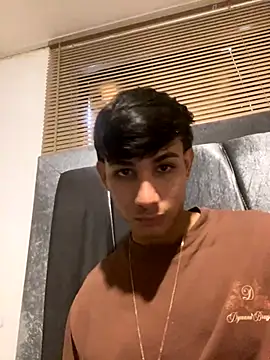 Snapshot of cody_fox10 chatting on September 20, 7:04 pm cody fox10 online show from September 20, 7:04 pm