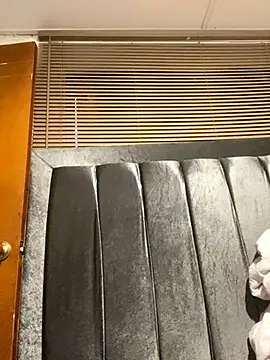 Snapshot of cody_fox10 chatting on September 27, 8:47 pm cody fox10 online show from September 27, 8:47 pm