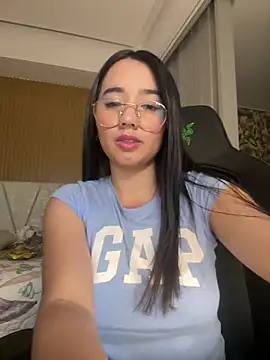 Snapshot of Michelle_Zoe chatting on February 28, 5:41 am Michelle Zoe online show from February 28, 5:41 am