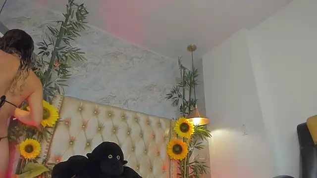 LittleeJaz online show from December 21, 4:08 am