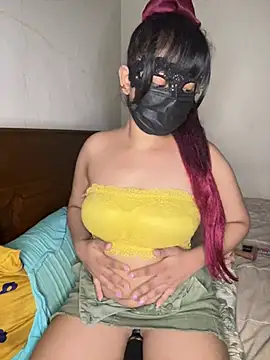 Ariana  Marie online show from July 6, 9:28 am