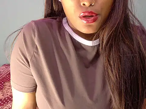 nylaahh-12 online show from November 8, 7:12 pm