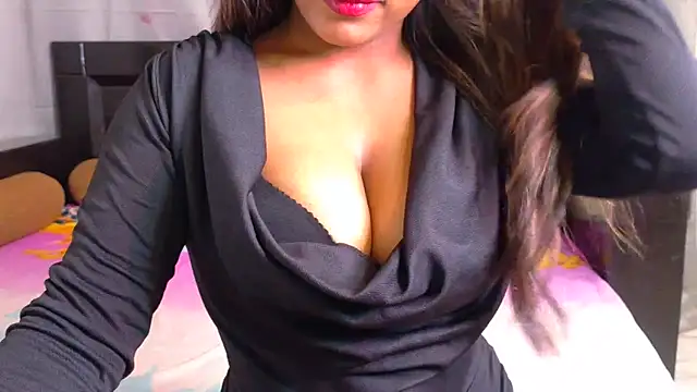 Snapshot of nylaahh-12 chatting on May 27, 7:22 pm nylaahh-12 online show from May 27, 7:22 pm