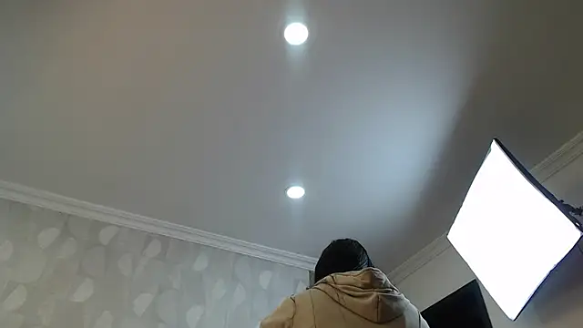 elamurray online show from September 16, 11:22 am