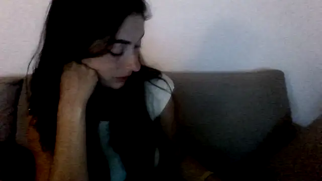 Snapshot of milagaborxx chatting on June 4, 8:26 pm milagaborxx online show from June 4, 8:26 pm