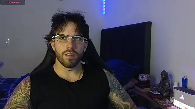 Ades Lowe online show from March 12, 6:08 am