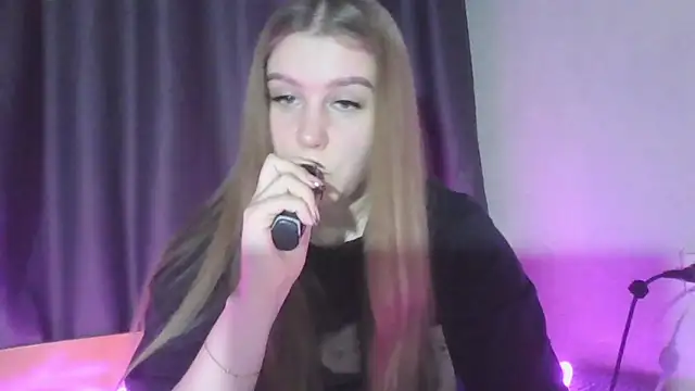 yourhoney Lola  online show from November 21, 2:49 pm