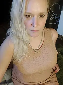 Bouncy-Bella28X online show from October 23, 11:09 am