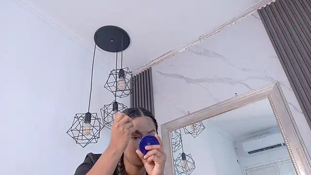 Snapshot of keyla_mejia chatting on June 12, 12:04 pm keyla mejia online show from June 12, 12:04 pm