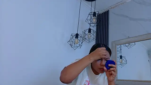 Snapshot of keyla_mejia chatting on June 14, 12:07 pm keyla mejia online show from June 14, 12:07 pm