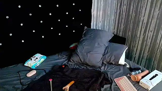 Alicee Moonn online show from February 5, 9:14 am