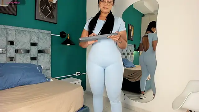 tamara lovv online show from November 28, 12:19 pm