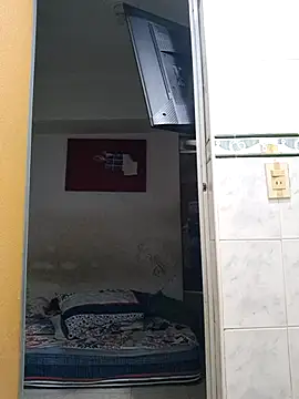 Snapshot of SweettyNaugthy chatting on October 9, 10:46 am SweettyNaugthy online show from October 9, 10:46 am