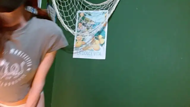 Snapshot of Roxiehood chatting on September 25, 1:53 am Roxiehood online show from September 25, 1:53 am