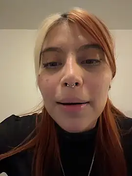 YunoRose  online show from February 15, 5:26 am