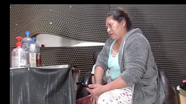 Snapshot of Alisson_Sodomy chatting on June 7, 6:39 am Alisson Sodomy online show from June 7, 6:39 am
