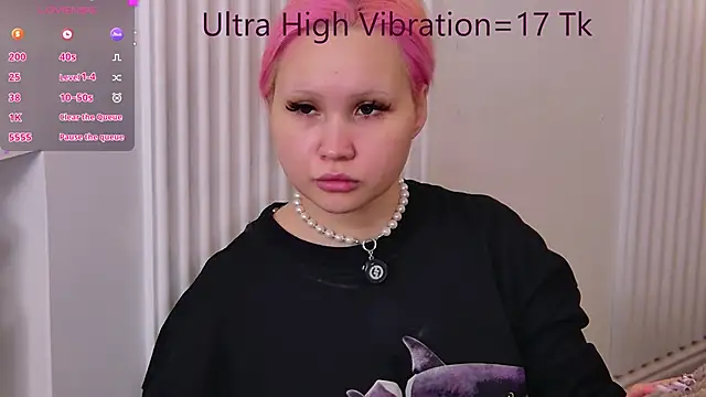 Snapshot of AsiaVegas chatting on December 2, 5:08 pm AsiaVegas online show from December 2, 5:08 pm