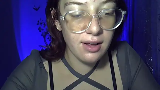 Lily Ember online show from October 25, 8:14 pm