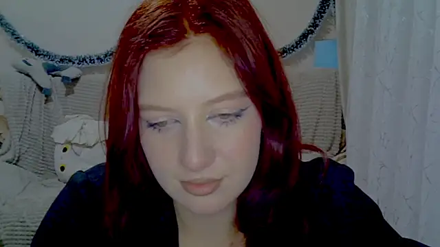 Lily Ember online show from December 21, 6:15 pm