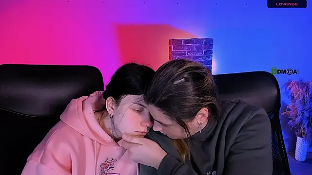 inga gree online show from February 3, 8:25 pm