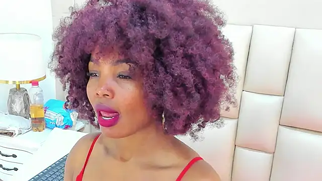 dakhota    online show from November 15, 11:18 am