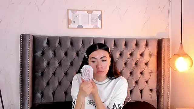 Anya Belth online show from July 11, 7:38 pm