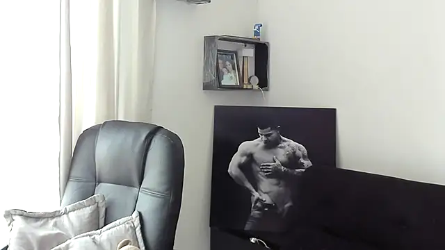 Snapshot of Marck_Mathews chatting on September 30, 12:10 pm Marck Mathews online show from September 30, 12:10 pm