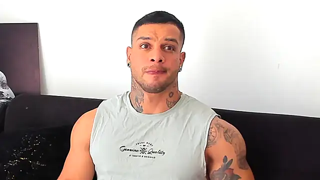 Snapshot of Marck_Mathews chatting on October 2, 6:59 pm Marck Mathews online show from October 2, 6:59 pm