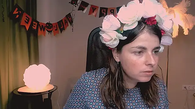 Snapshot of MartaEdams chatting on November 7, 6:24 am MartaEdams online show from November 7, 6:24 am