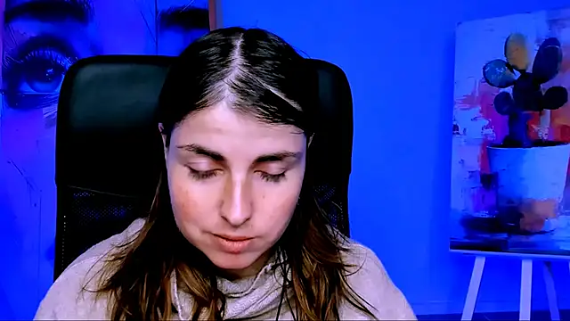 Snapshot of MartaEdams chatting on November 12, 6:14 am MartaEdams online show from November 12, 6:14 am