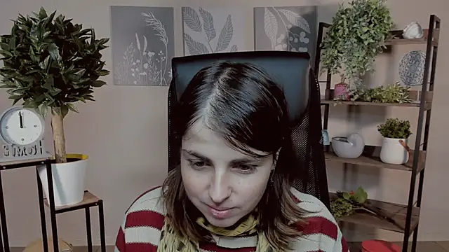 Snapshot of MartaEdams chatting on November 26, 6:25 am MartaEdams online show from November 26, 6:25 am