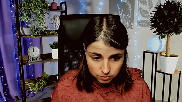 Snapshot of MartaEdams chatting on December 18, 6:19 am MartaEdams online show from December 18, 6:19 am