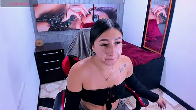 Snapshot of miaa_scott7 chatting on May 15, 8:05 pm miaa scott7 online show from May 15, 8:05 pm