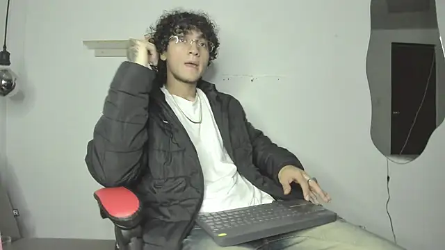 JackesTaylor online show from November 10, 5:17 am