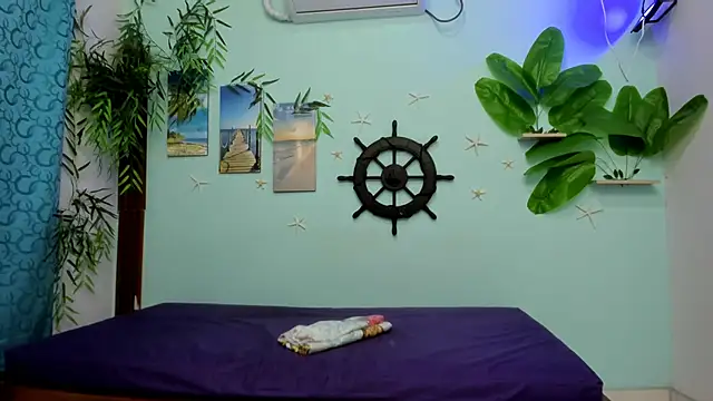 eladyrous98 online show from February 25, 1:43 pm