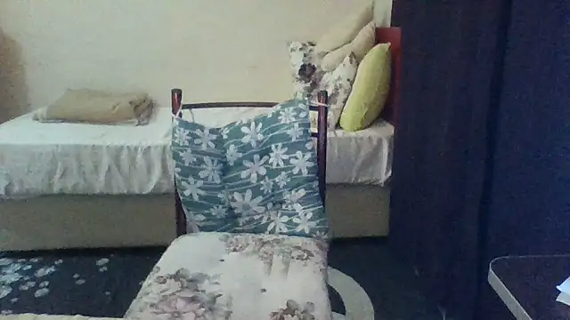 Snapshot of st206boy chatting on June 18, 11:09 pm st206boy online show from June 18, 11:09 pm