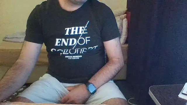 Snapshot of st206boy chatting on July 13, 11:51 pm st206boy online show from July 13, 11:51 pm