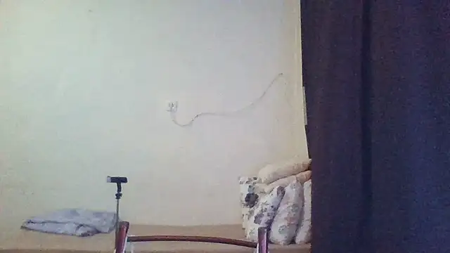 Snapshot of st206boy chatting on July 14, 2:05 am st206boy online show from July 14, 2:05 am