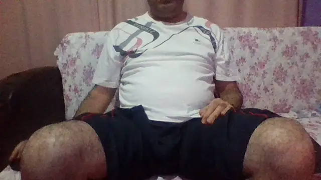 Snapshot of st206boy chatting on July 25, 8:28 pm st206boy online show from July 25, 8:28 pm