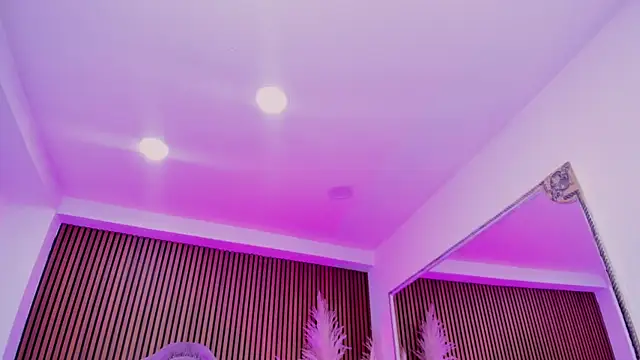 SelenaStonne online show from December 22, 8:06 pm