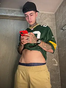 samm4044 online show from December 14, 12:27 am