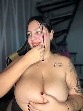 victoria amatista  online show from October 30, 3:30 am