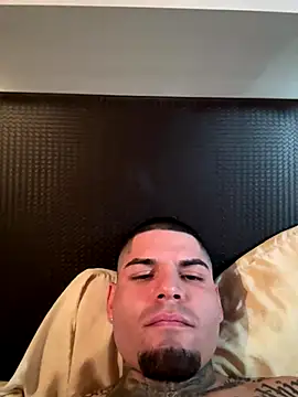 Snapshot of crazybarber69 chatting on September 11, 5:02 pm crazybarber69 online show from September 11, 5:02 pm