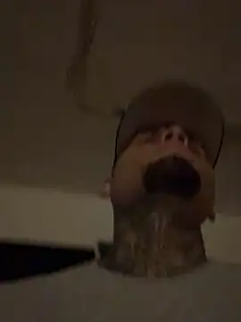 Snapshot of crazybarber69 chatting on September 16, 6:03 am crazybarber69 online show from September 16, 6:03 am