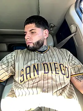 Snapshot of crazybarber69 chatting on January 11, 6:13 pm crazybarber69 online show from January 11, 6:13 pm