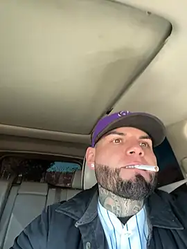 Snapshot of crazybarber69 chatting on January 17, 5:16 pm crazybarber69 online show from January 17, 5:16 pm