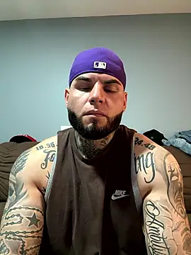 Snapshot of crazybarber69 chatting on February 17, 4:35 pm crazybarber69 online show from February 17, 4:35 pm