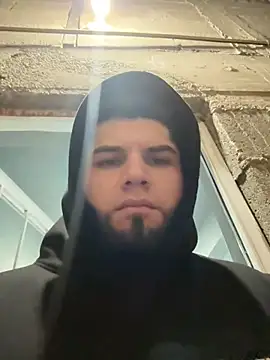 Snapshot of crazybarber69 chatting on February 18, 5:31 pm crazybarber69 online show from February 18, 5:31 pm